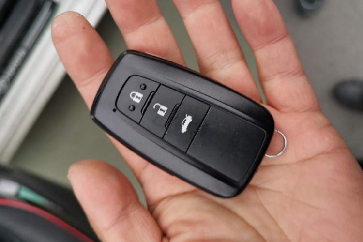 Used Toyota Levin 2022 Dual-Motor 1.8H E-CVT Sport Edition Vehicle Key