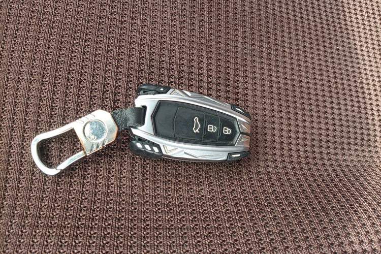 Used Toyota Levin 2022 Dual-Motor 1.8H E-CVT Leading Edition Vehicle Key