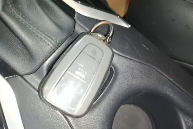 Used Toyota Levin 2022 Dual-Engine 1.8H E-CVT Luxury Edition Vehicle Key