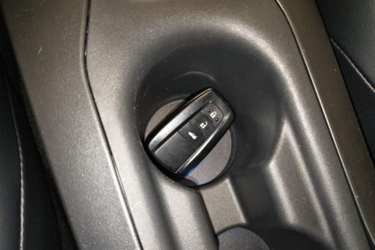 Used Toyota Levin 2022 Dual-Motor 1.8H E-CVT Sport Edition Vehicle Key