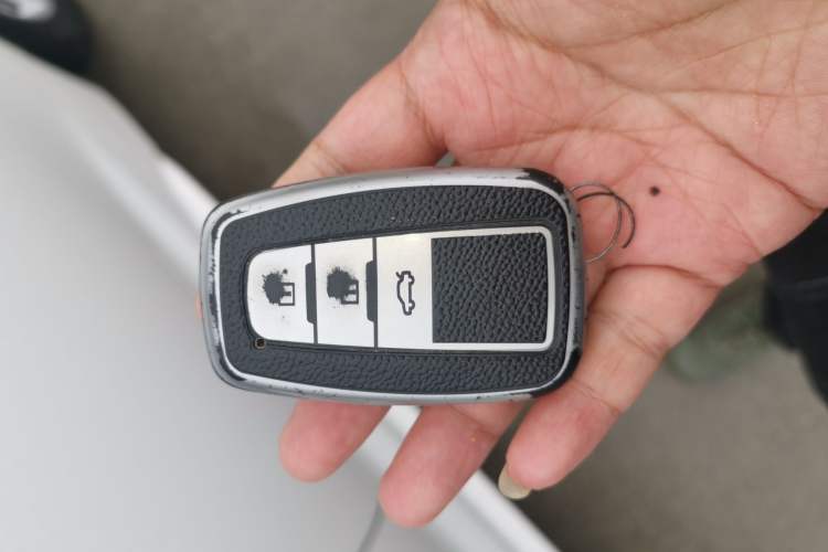 Used Toyota Levin 2022 Dual-Motor 1.8H E-CVT Leading Edition Vehicle Key