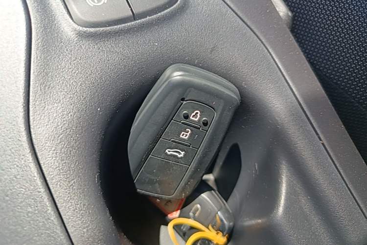 Used Toyota Levin 2022 185T CVT Luxury Edition Vehicle Key