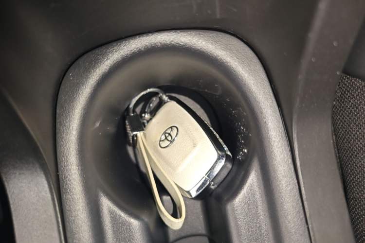 Used Toyota Levin 2022 Dual-Engine 1.8H E-CVT Luxury Edition Vehicle Key