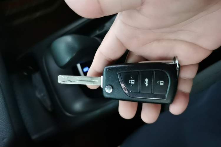Used Toyota Levin 2022 TNGA 1.5L CVT Progressive Edition Vehicle Key