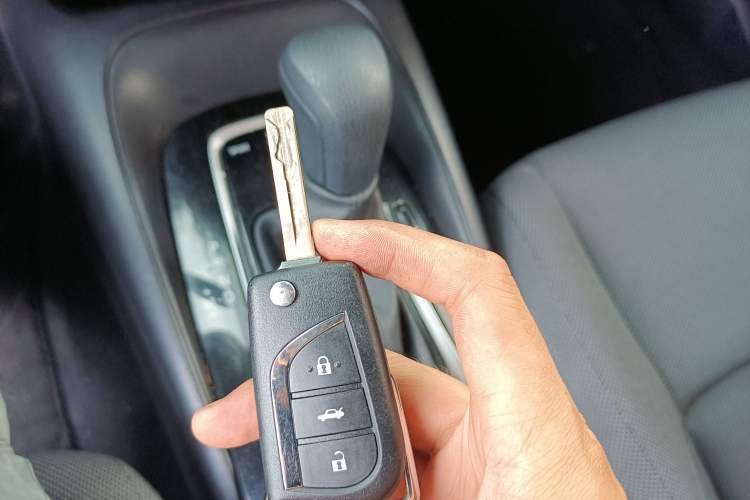 Used Toyota Levin 2022 TNGA 1.5L CVT Progressive Edition Vehicle Key