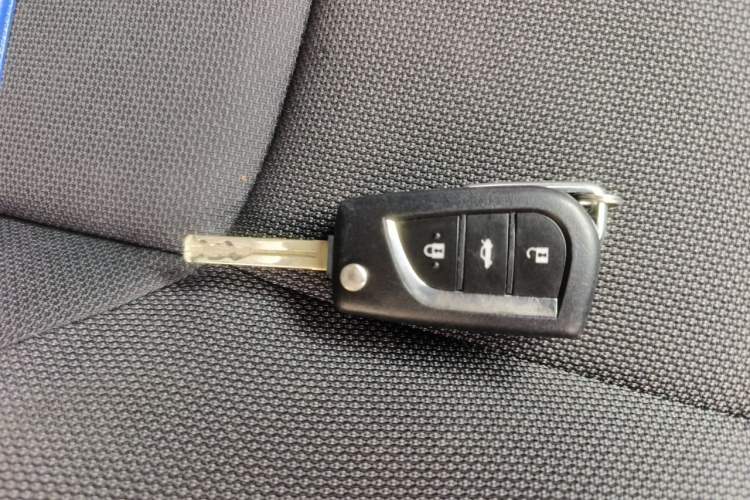Used Toyota Levin 2022 Facelift TNGA 1.5L CVT Progressive Edition Vehicle Key
