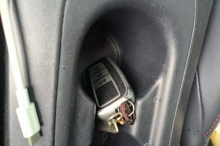 Used Toyota Levin 2022 Dual-Motor 1.8H E-CVT Sport Edition Vehicle Key