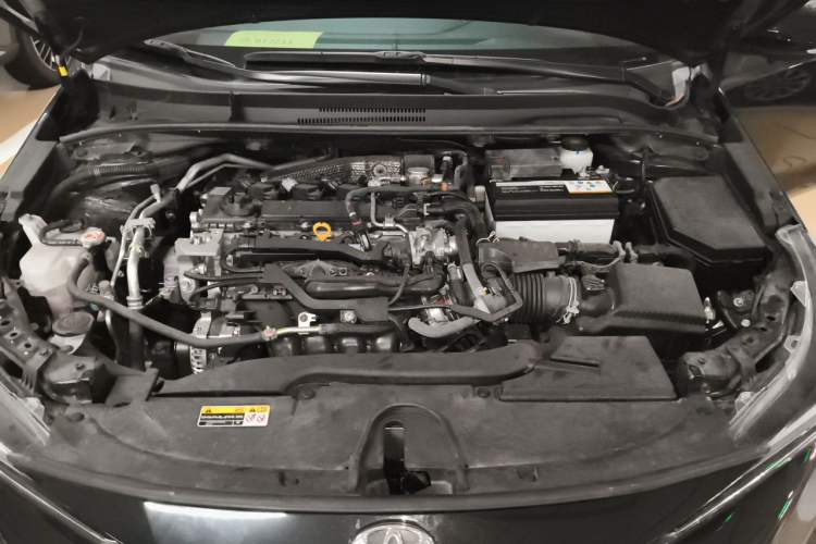Used Toyota Levin 2023 2.0L Luxury Edition Engine Bay