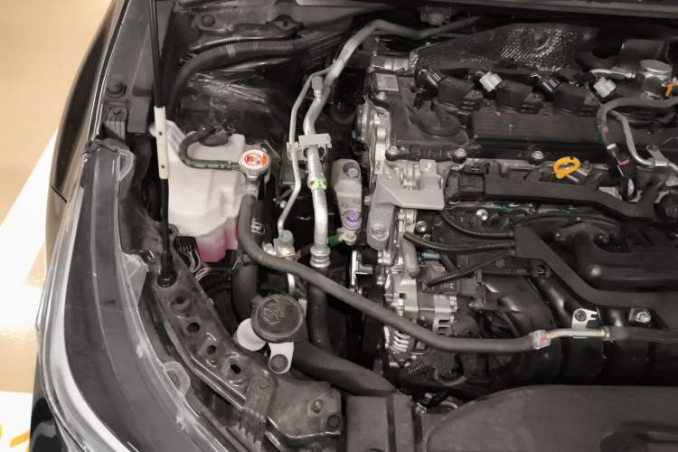 Used Toyota Levin 2023 2.0L Luxury Edition Engine Bay Right