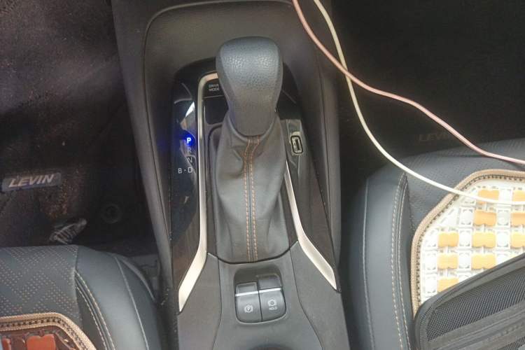 Used Toyota Levin 2023 Smart Electric Hybrid Dual-Engine 1.8L Sport Edition Gear Lever