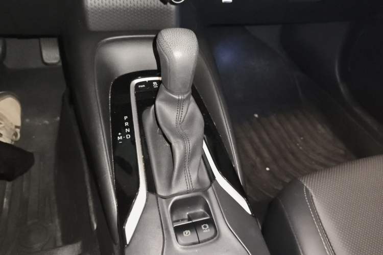 Used Toyota Levin 2023 2.0L Luxury Edition Gear Lever