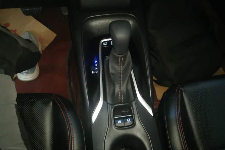 Used Toyota Levin 2023 Smart Electric Hybrid Dual-Engine 1.8L Leading Edition Gear Lever