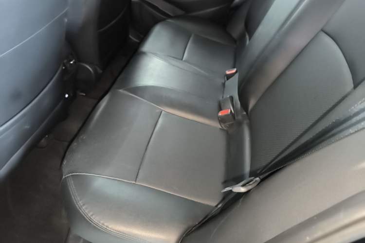 Used Toyota Levin 2023 Smart Electric Hybrid Dual-Engine 1.8L Luxury Edition Left Rear Seat