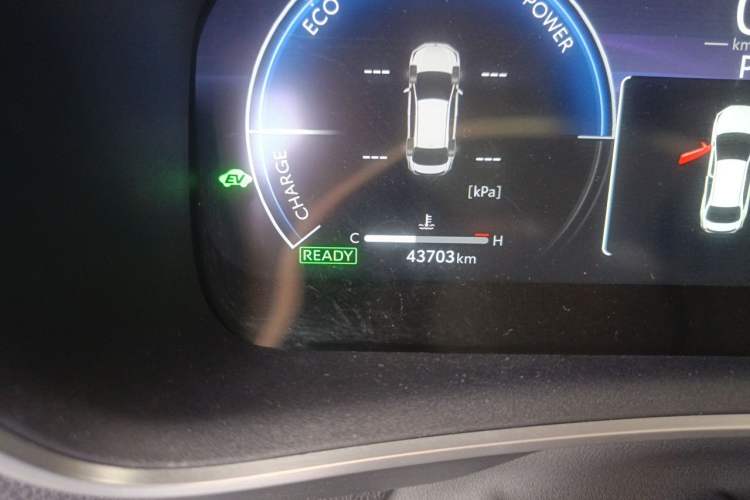 Used Toyota Levin 2023 Smart Electric Hybrid Dual-Engine 1.8L Sport Edition Odometer Close Up