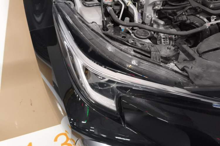 Used Toyota Levin 2023 2.0L Luxury Edition Right Front Headlight
