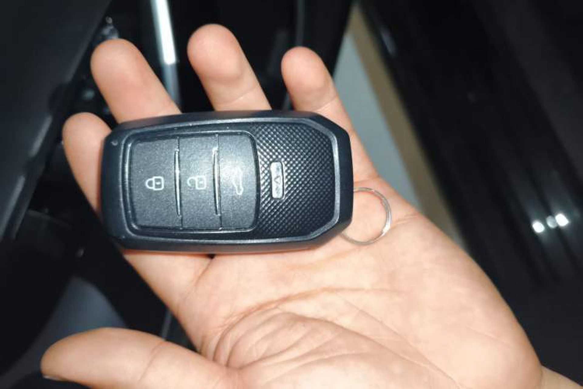 Used Toyota Levin 2023 2.0L Luxury Edition Vehicle Key