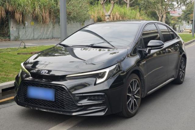 Ojetý Toyota Levin 2023 Smart Electric Hybrid Dual-Engine 1.8L Sport Edition