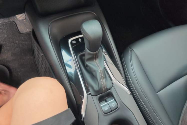 Used Toyota Levin 2023 Smart Electric Hybrid Dual-Engine 1.8L Luxury Edition Gear Lever