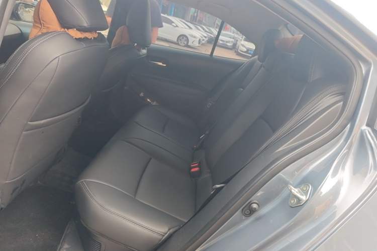Used Toyota Levin 2023 Smart Electric Hybrid Dual-Engine 1.8L Luxury Edition Left Rear Seat
