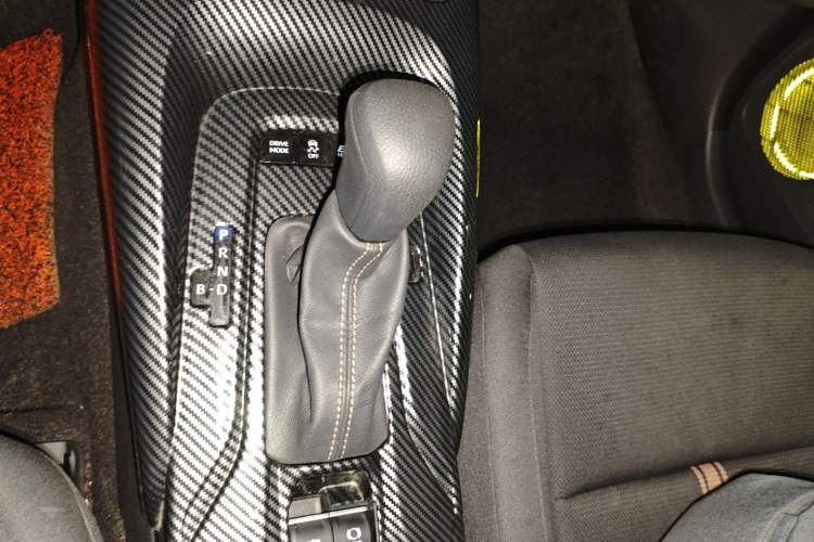 Used Toyota Levin 2023 Smart Electric Hybrid Dual-Engine 1.8L Luxury Edition Gear Lever