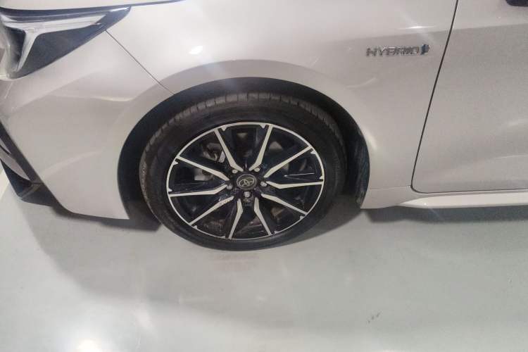 Used Toyota Levin 2023 Smart Electric Hybrid Dual-Engine 1.8L Sport Edition Left Front Wheel Hub