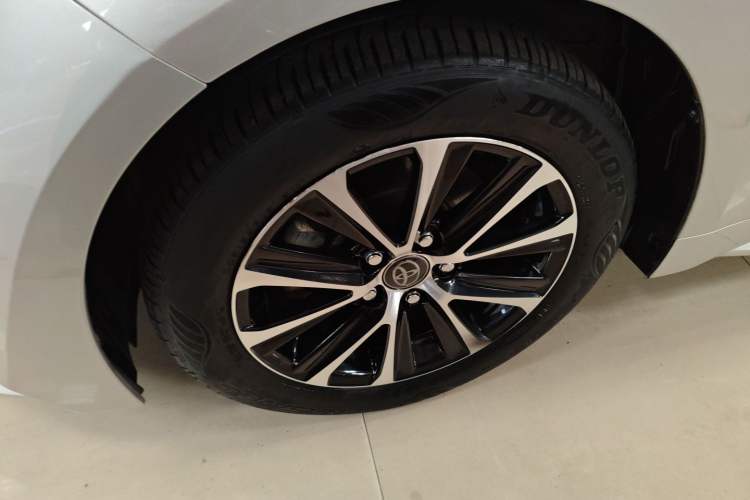 Used Toyota Levin 2023 Smart Electric Hybrid Dual-Engine 1.8L Luxury Edition Left Front Wheel Hub