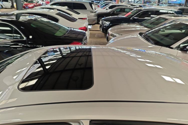 Used Toyota Levin 2023 Smart Electric Hybrid Dual-Engine 1.8L Luxury Edition Roof