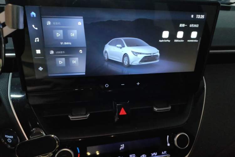 Used Toyota Levin 2023 Smart Electric Hybrid Dual-Engine 1.8L Luxury Edition Audio And AC Panel