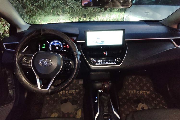 Used Toyota Levin 2023 Smart Electric Hybrid Dual-Engine 1.8L Leading Edition Center Console