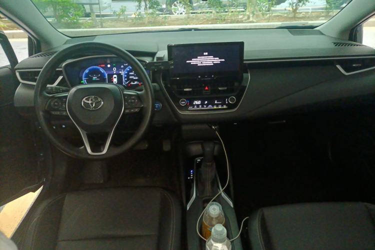 Used Toyota Levin 2023 Smart Electric Hybrid Dual-Engine 1.8L Sport Edition Center Console