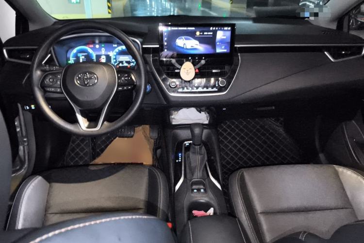 Used Toyota Levin 2023 Smart Electric Hybrid Dual-Engine 1.8L Sport Edition Center Console