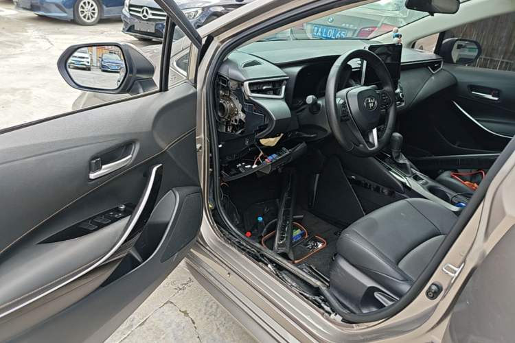 Used Toyota Levin 2023 2.0L Luxury Edition Driver Seat