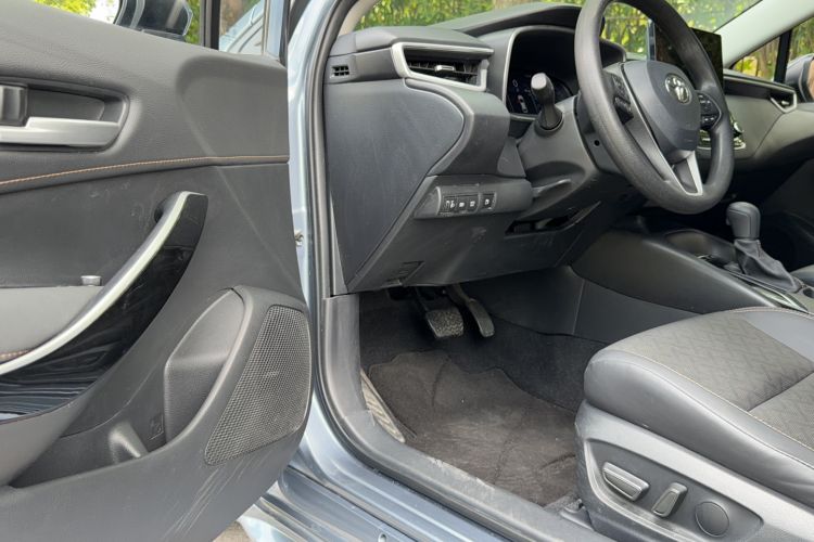 Used Toyota Levin 2023 Smart Electric Hybrid Dual-Engine 1.8L Sport Edition Driver Seat