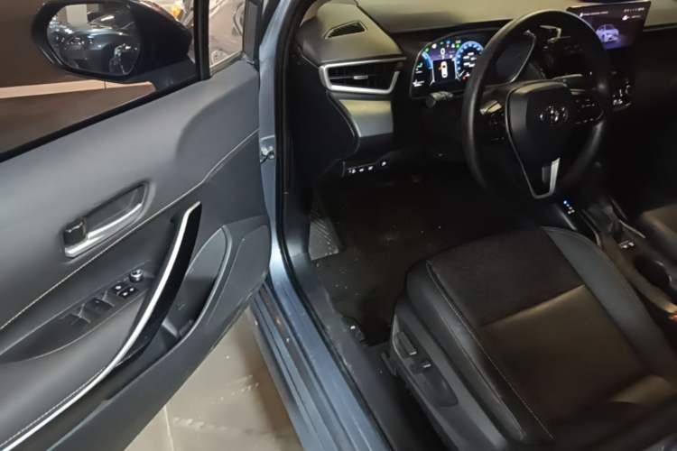 Used Toyota Levin 2023 Smart Electric Hybrid Dual-Engine 1.8L Sport Edition Driver Seat