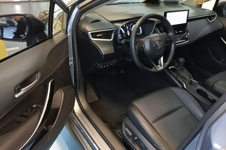 Used Toyota Levin 2023 Smart Electric Hybrid Dual-Engine 1.8L Sport Edition Driver Seat