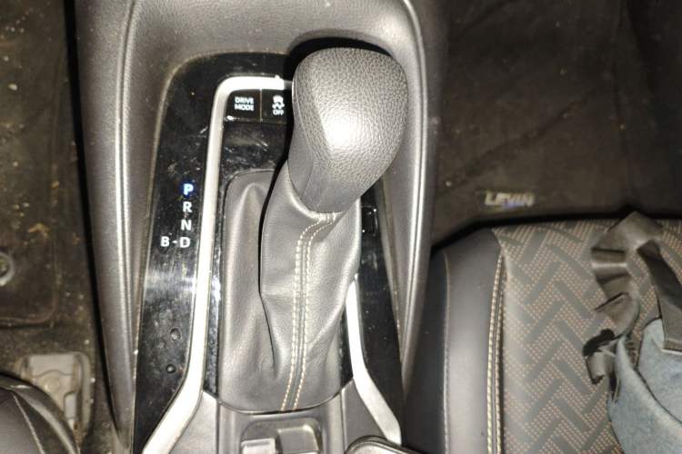 Used Toyota Levin 2023 Smart Electric Hybrid Dual-Engine 1.8L Sport Edition Gear Lever