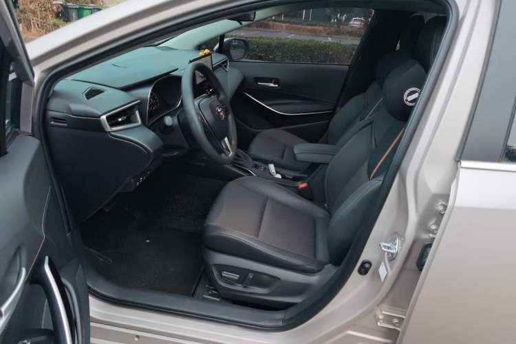 Used Toyota Levin 2023 Smart Electric Hybrid Dual-Engine 1.8L Sport Edition Interior 2