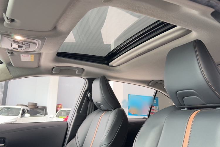Used Toyota Levin 2023 Smart Electric Hybrid Dual-Engine 1.8L Sport Edition Interior 2