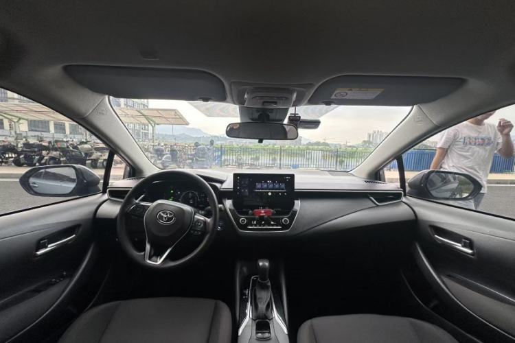 Used Toyota Levin 2023 Smart Electric Hybrid Dual-Engine 1.8L Leading Edition Interior 4