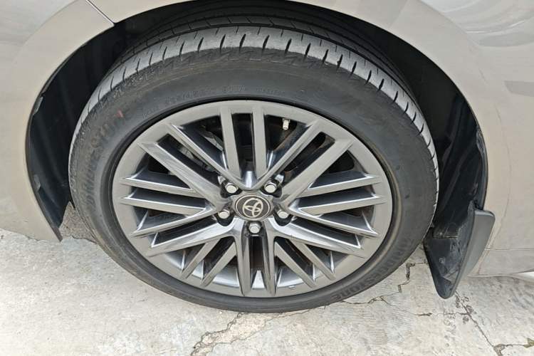 Used Toyota Levin 2023 2.0L Luxury Edition Left Front Wheel Hub