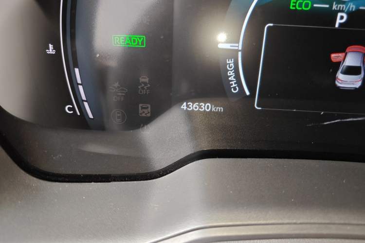 Used Toyota Levin 2023 Smart Electric Hybrid Dual-Engine 1.8L Leading Edition Odometer Close Up
