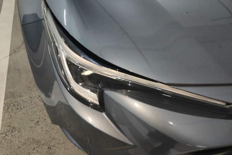 Used Toyota Levin 2023 Smart Electric Hybrid Dual-Engine 1.8L Luxury Edition Right Front Headlight