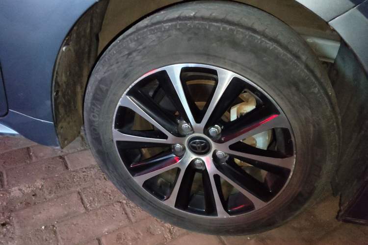 Used Toyota Levin 2023 Smart Electric Hybrid Dual-Engine 1.8L Leading Edition Right Front Wheel Hub