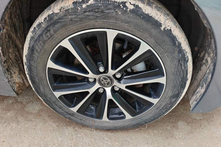 Used Toyota Levin 2023 Smart Electric Hybrid Dual-Engine 1.8L Leading Edition Right Front Wheel Hub