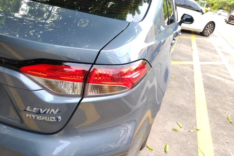 Used Toyota Levin 2023 Smart Electric Hybrid Dual-Engine 1.8L Luxury Edition Right Rear Taillight