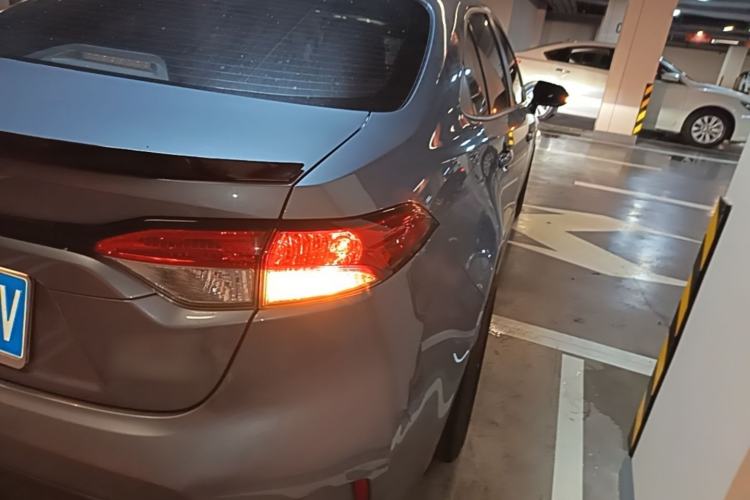 Used Toyota Levin 2023 Smart Electric Hybrid Dual-Engine 1.8L Sport Edition Right Rear Taillight