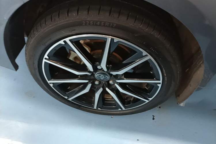 Used Toyota Levin 2023 Smart Electric Hybrid Dual-Engine 1.8L Sport Edition Right Rear Wheel Hub