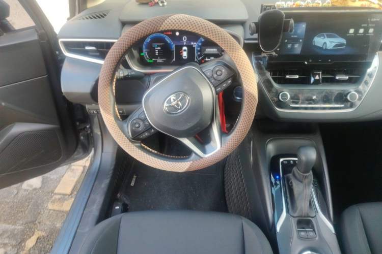 Used Toyota Levin 2023 Smart Electric Hybrid Dual-Engine 1.8L Luxury Edition Steering Wheel