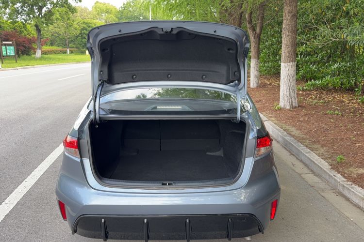 Used Toyota Levin 2023 Smart Electric Hybrid Dual-Engine 1.8L Sport Edition Trunk