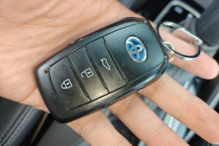 Used Toyota Levin 2023 Smart Electric Hybrid Dual-Engine 1.8L Leading Edition Vehicle Key